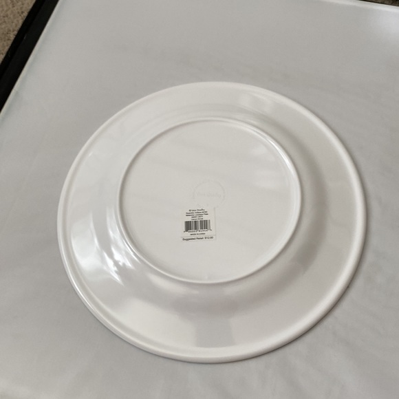 Vera Bradley luncheon plate - Picture 3 of 3